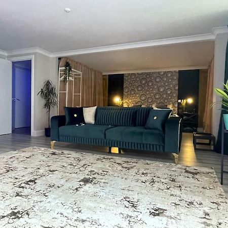The Exclusive Jacuzzi Apartment Birmingham Exteriör bild